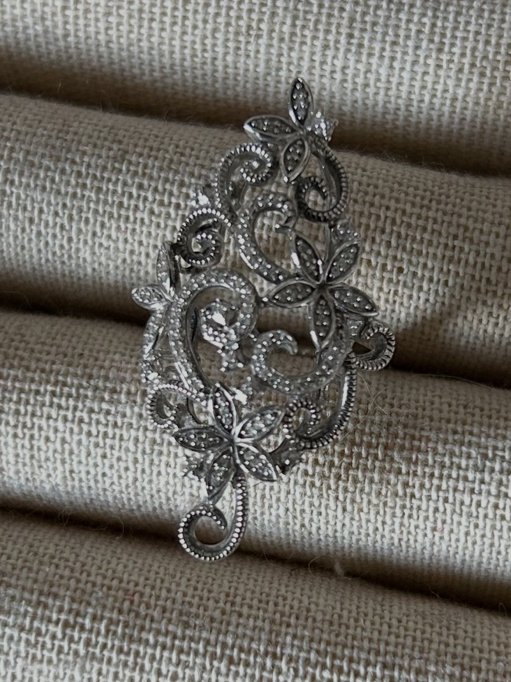 Vintage Silver Floral Filigree Statement Ring - Unbranded
